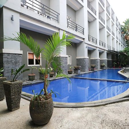Grand Lifestyle Hotel Dempasar Exterior foto