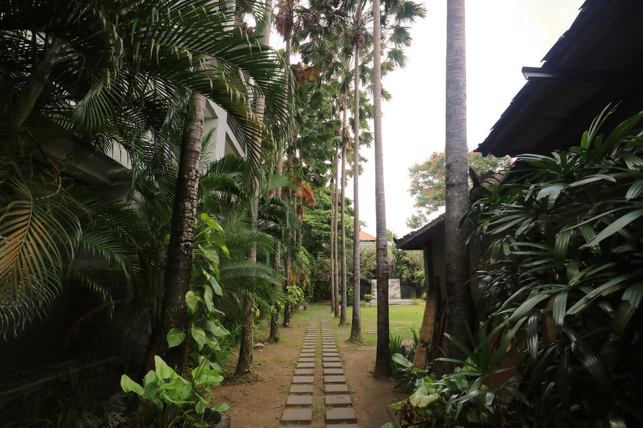 Grand Lifestyle Hotel Dempasar Exterior foto