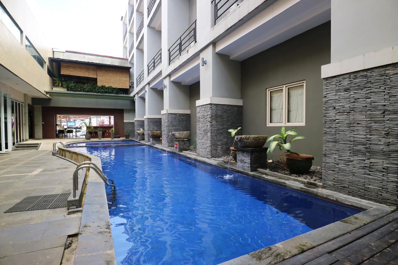 Grand Lifestyle Hotel Dempasar Exterior foto