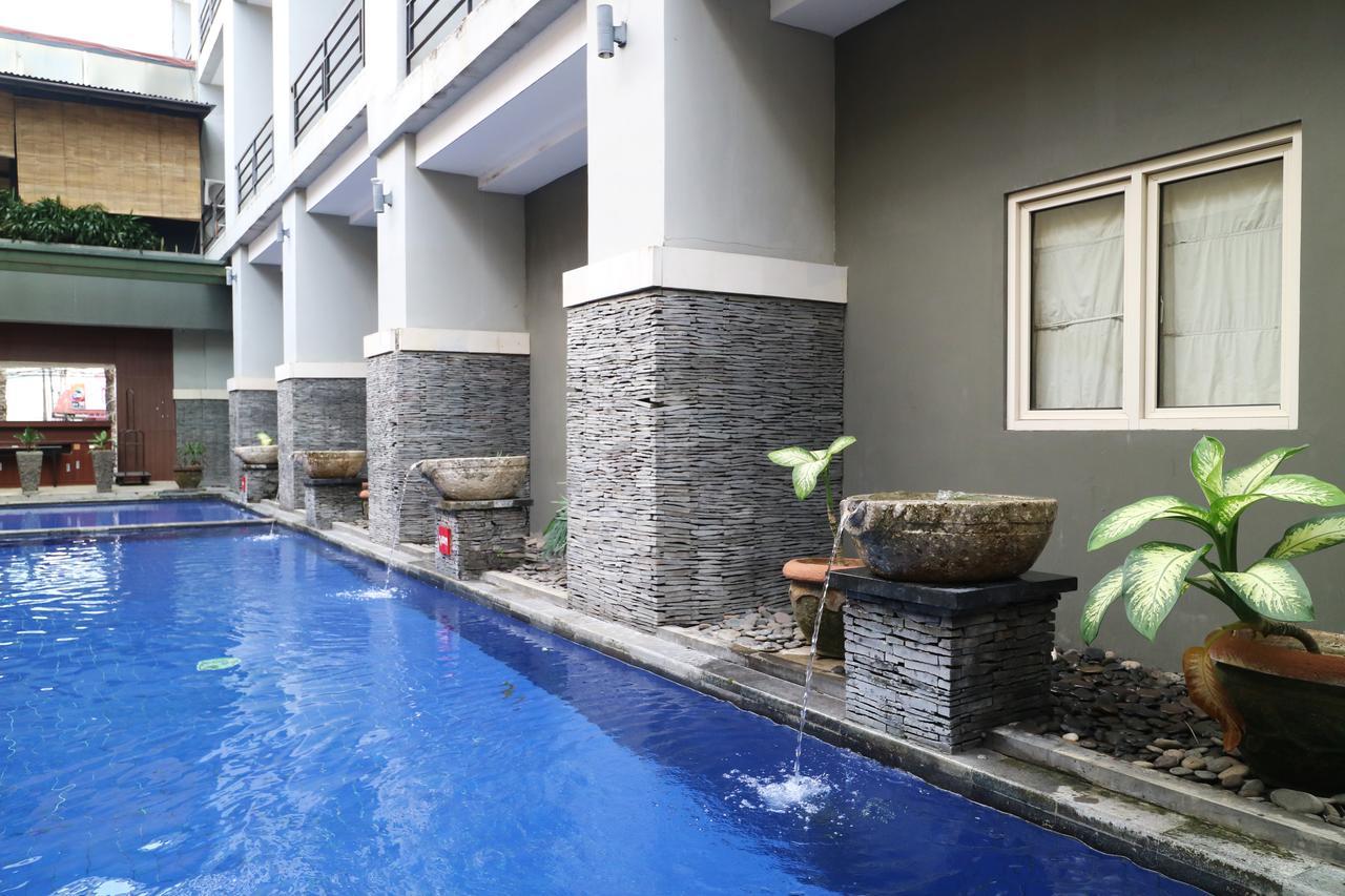 Grand Lifestyle Hotel Dempasar Exterior foto